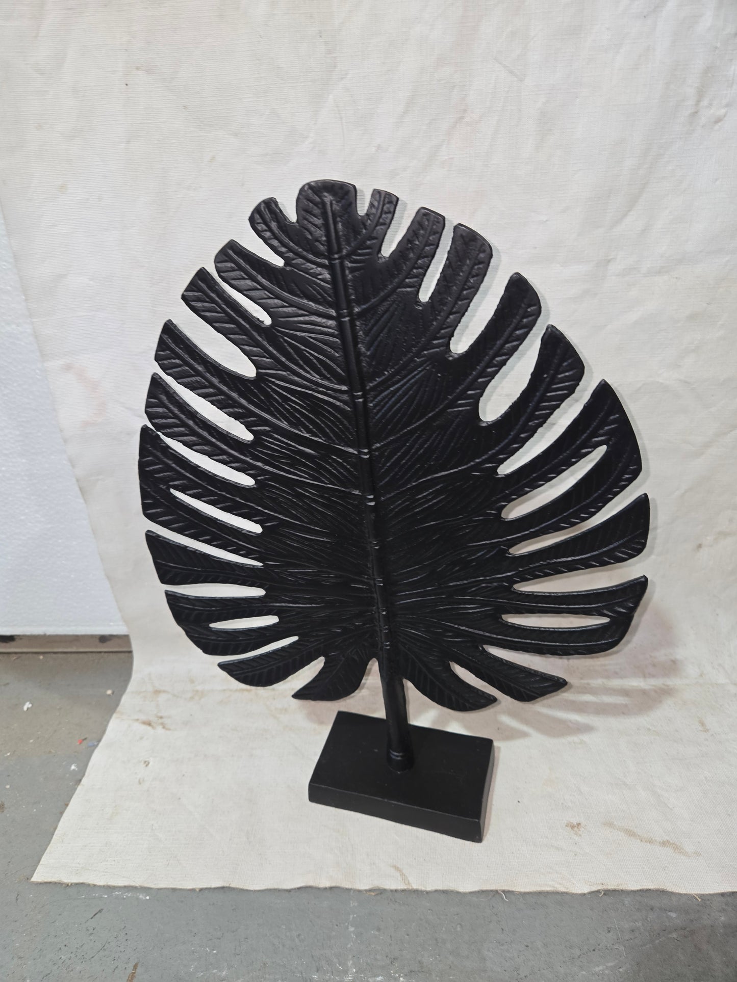 Black leaf