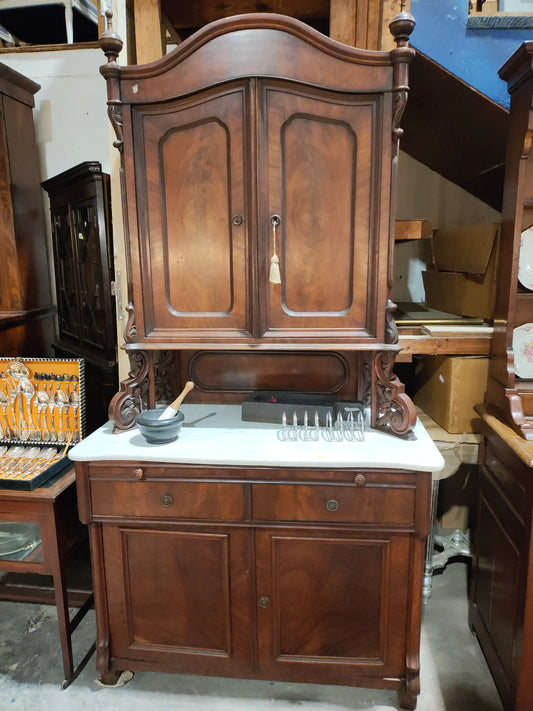 Mid 1800s LPH mahogany Hutch/Desk