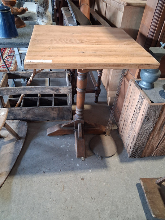 Wooden sidetable