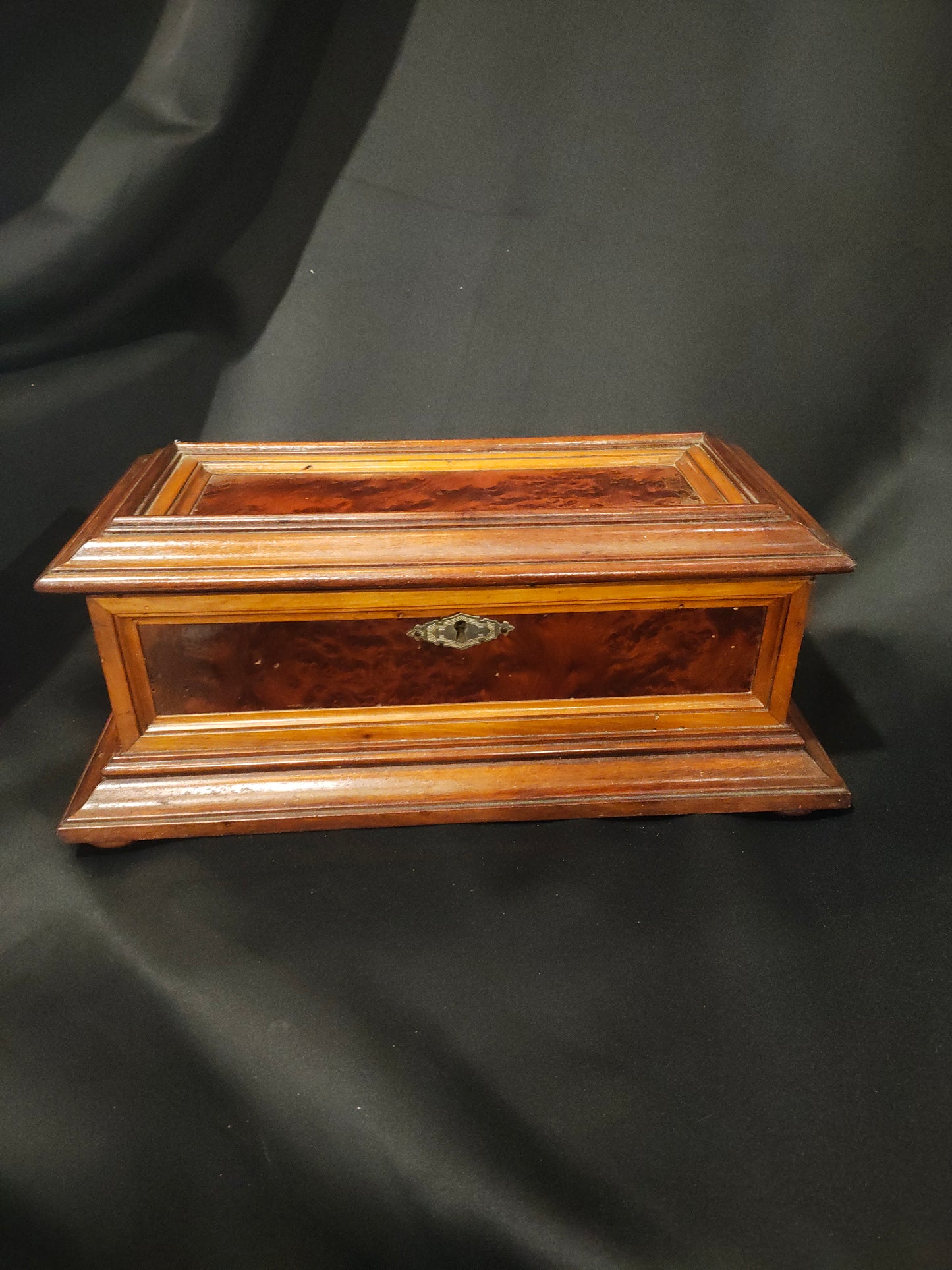 Victorian Burl Veneer Jewelry or Document Casket Box