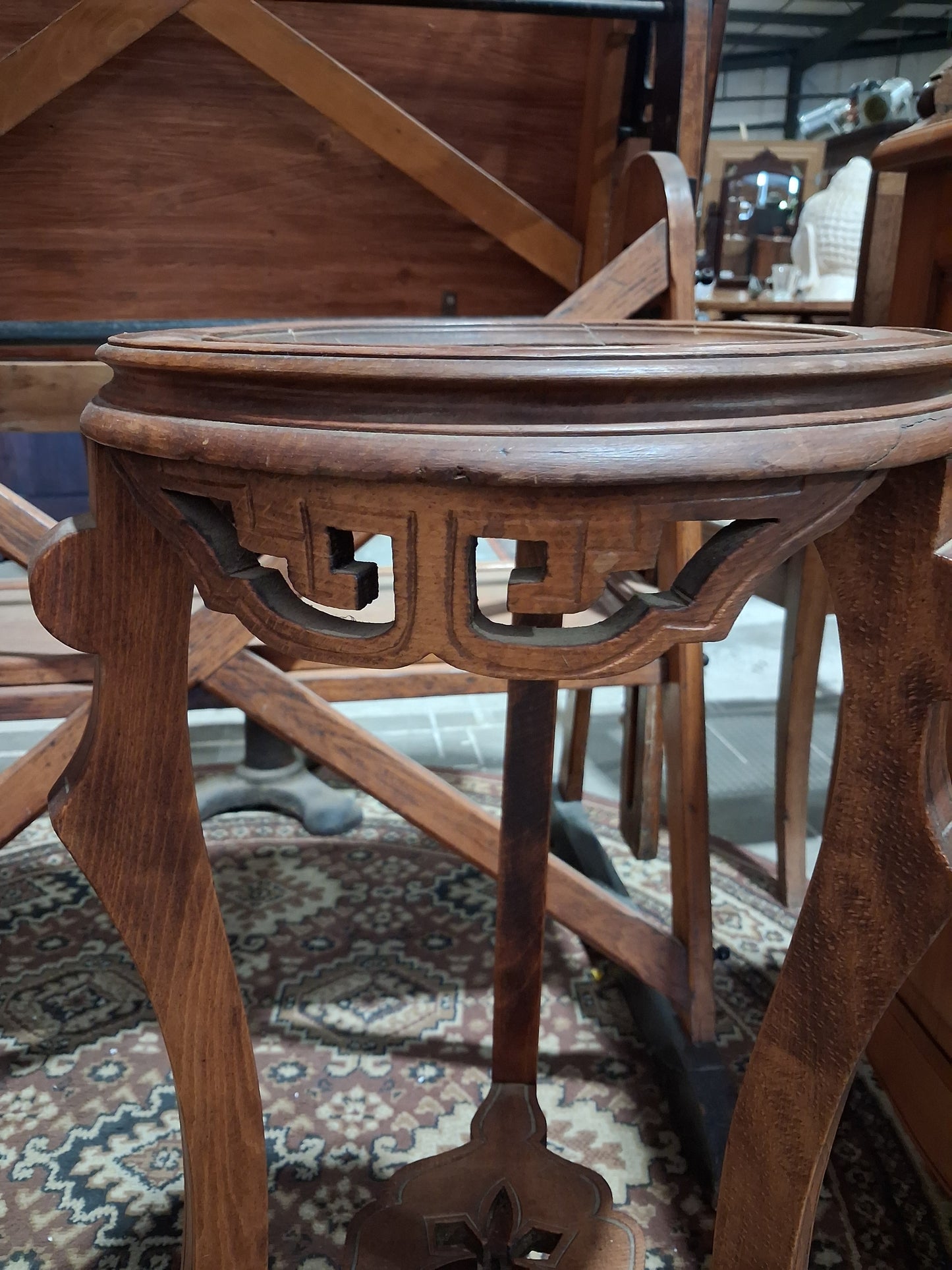 Vintage Chinoiserie Tripod Marble Top Accent Table