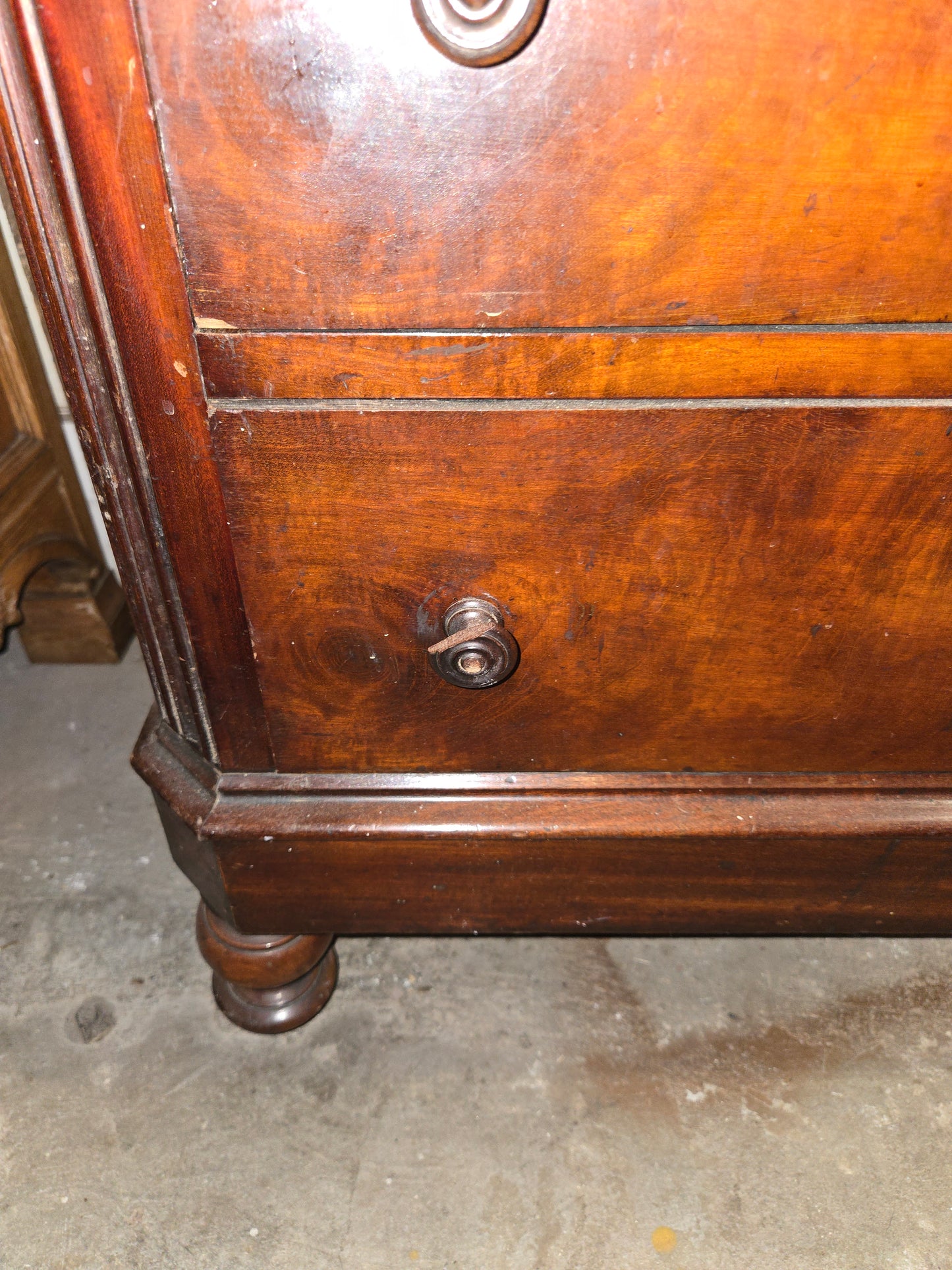 Late 1800s Rococo Vanity