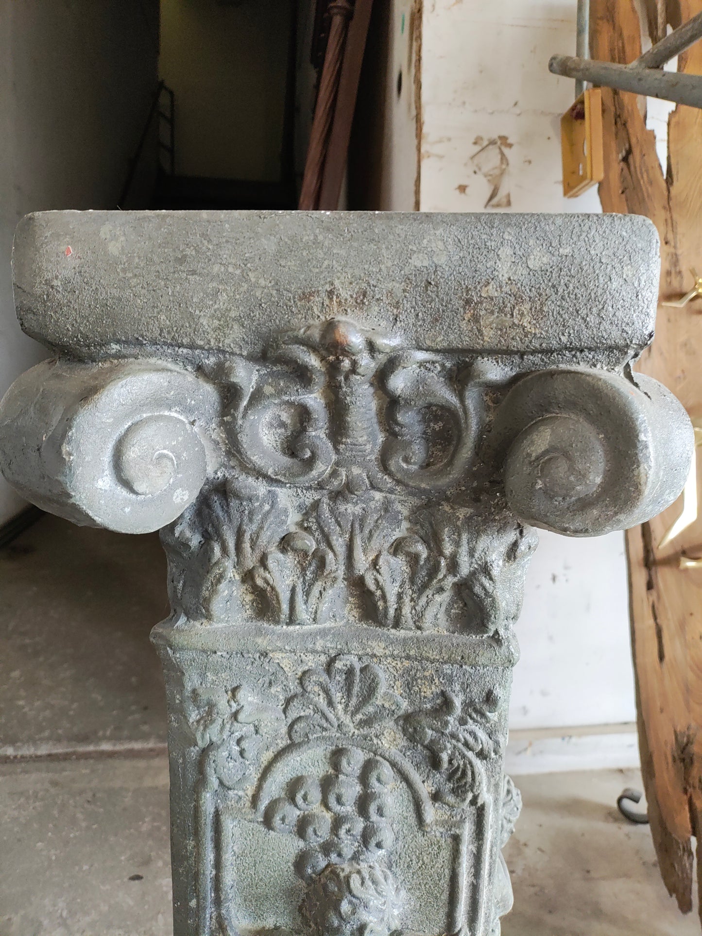 Neoclassical Style Cherub Pedestal with Ionic Capital – Painted Plaster
