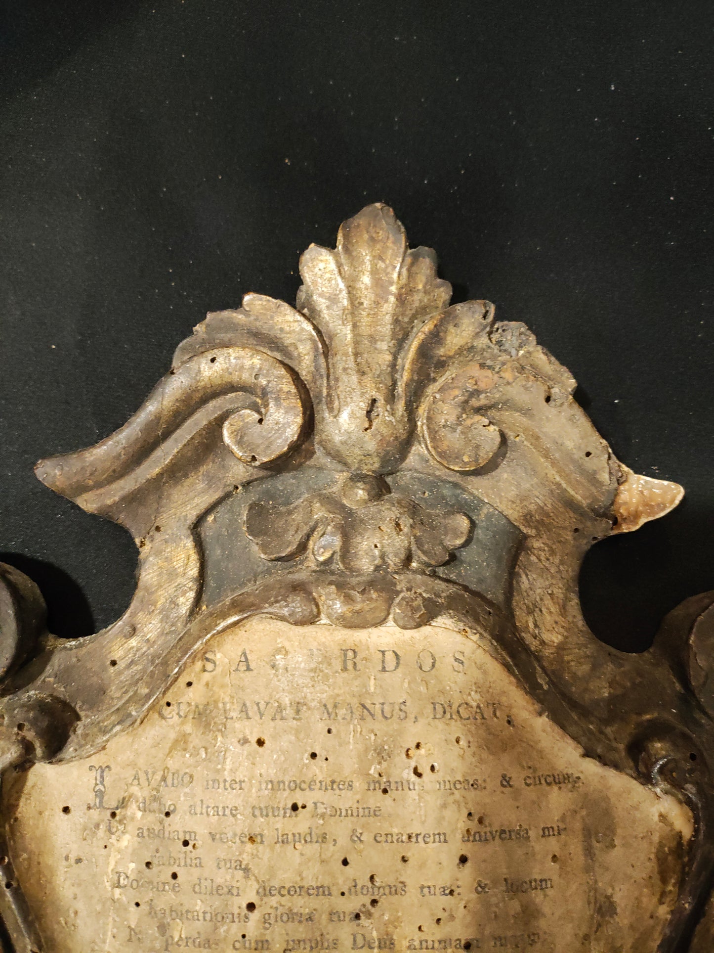 Pair of 18th Century Italian Baroque Giltwood Altar Prayer Tablets