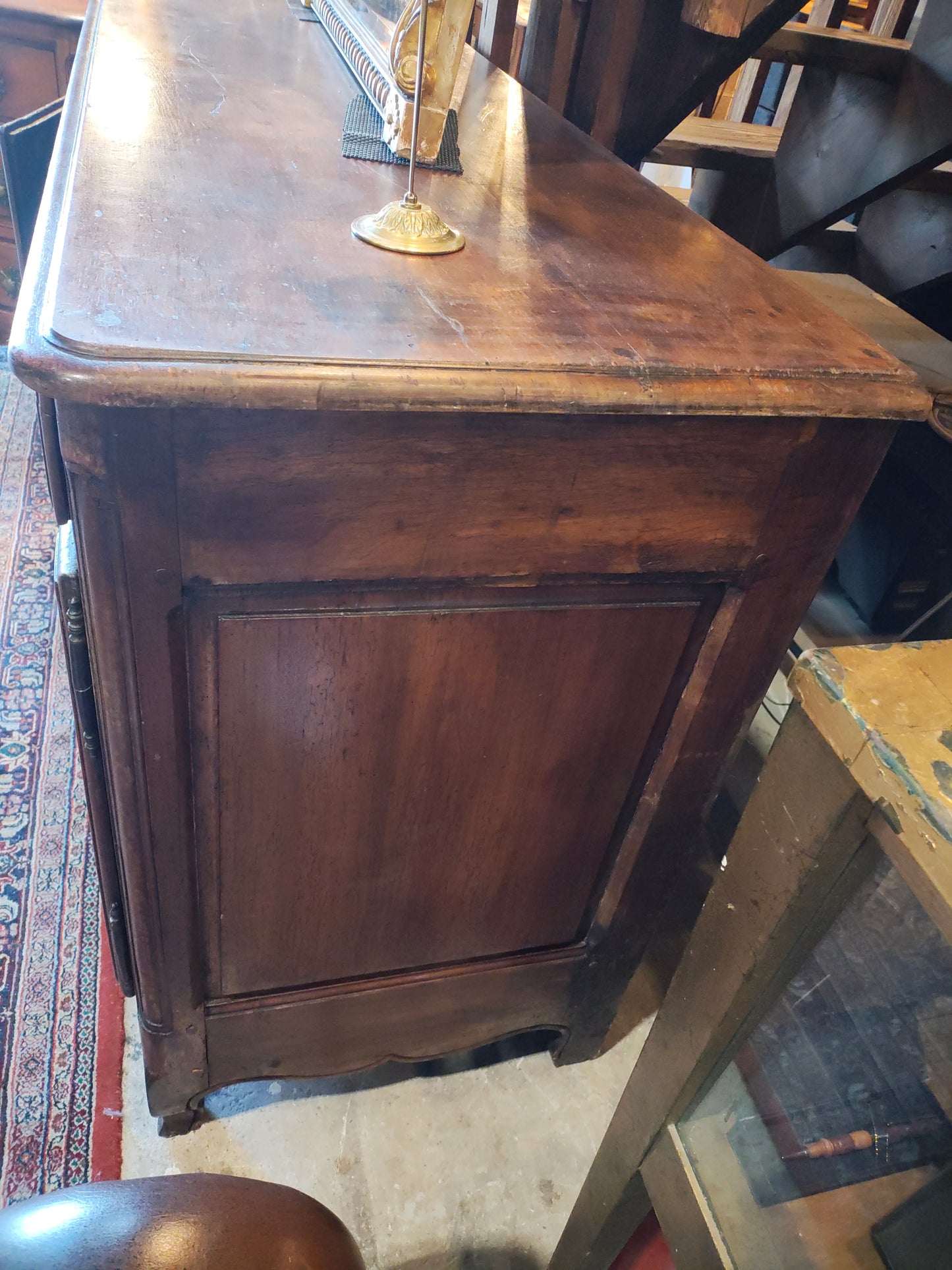 C. 1700s Wedding heart carved Sideboard louis 15th style
