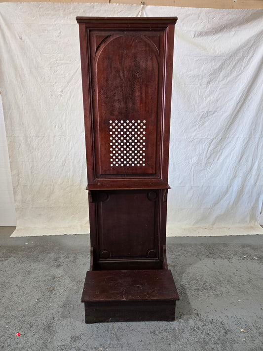 Early 1900s Confession stand