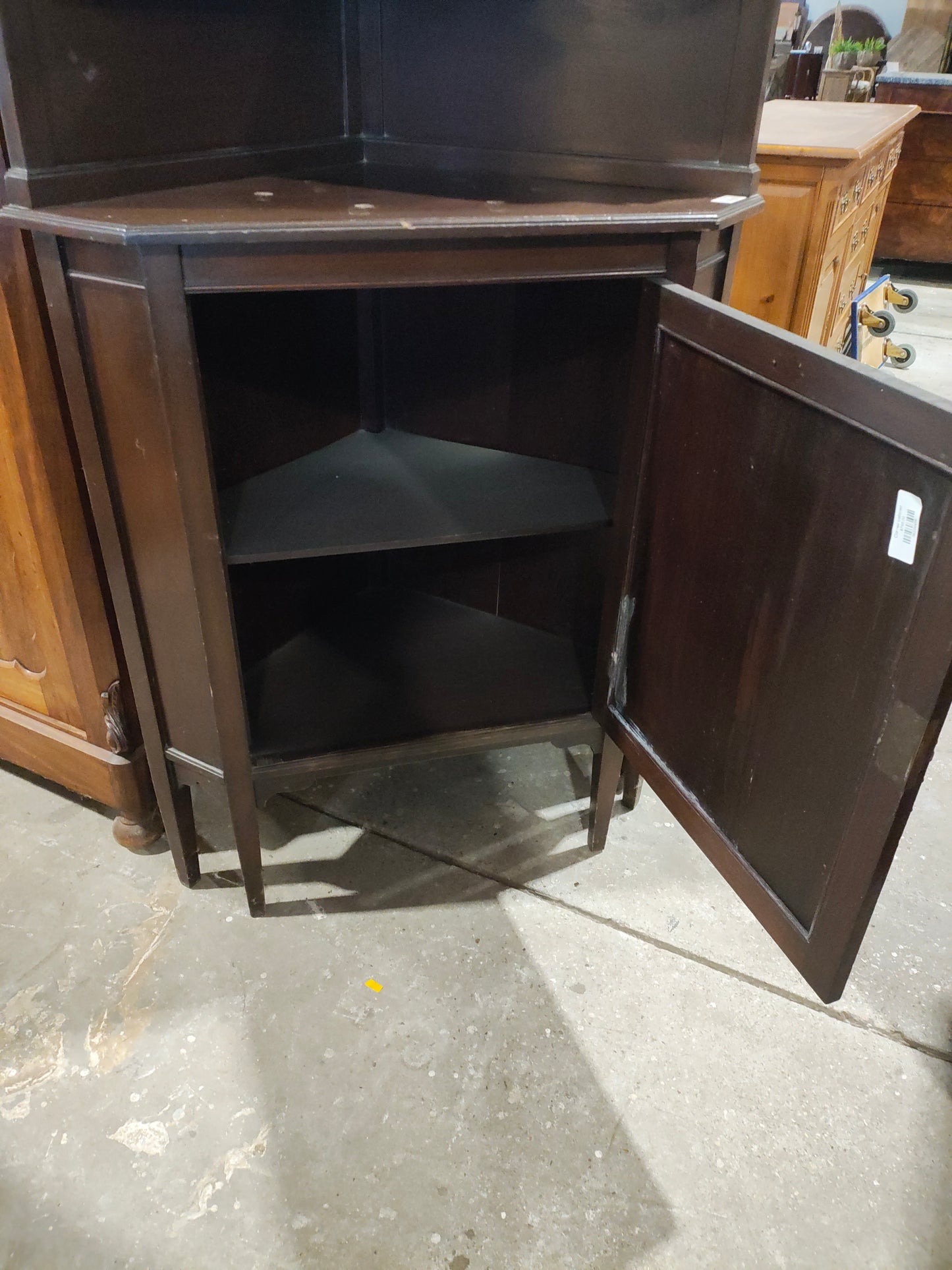 Federal Style Mahogany Corner Cabinet with Swan-Neck Gallery Back