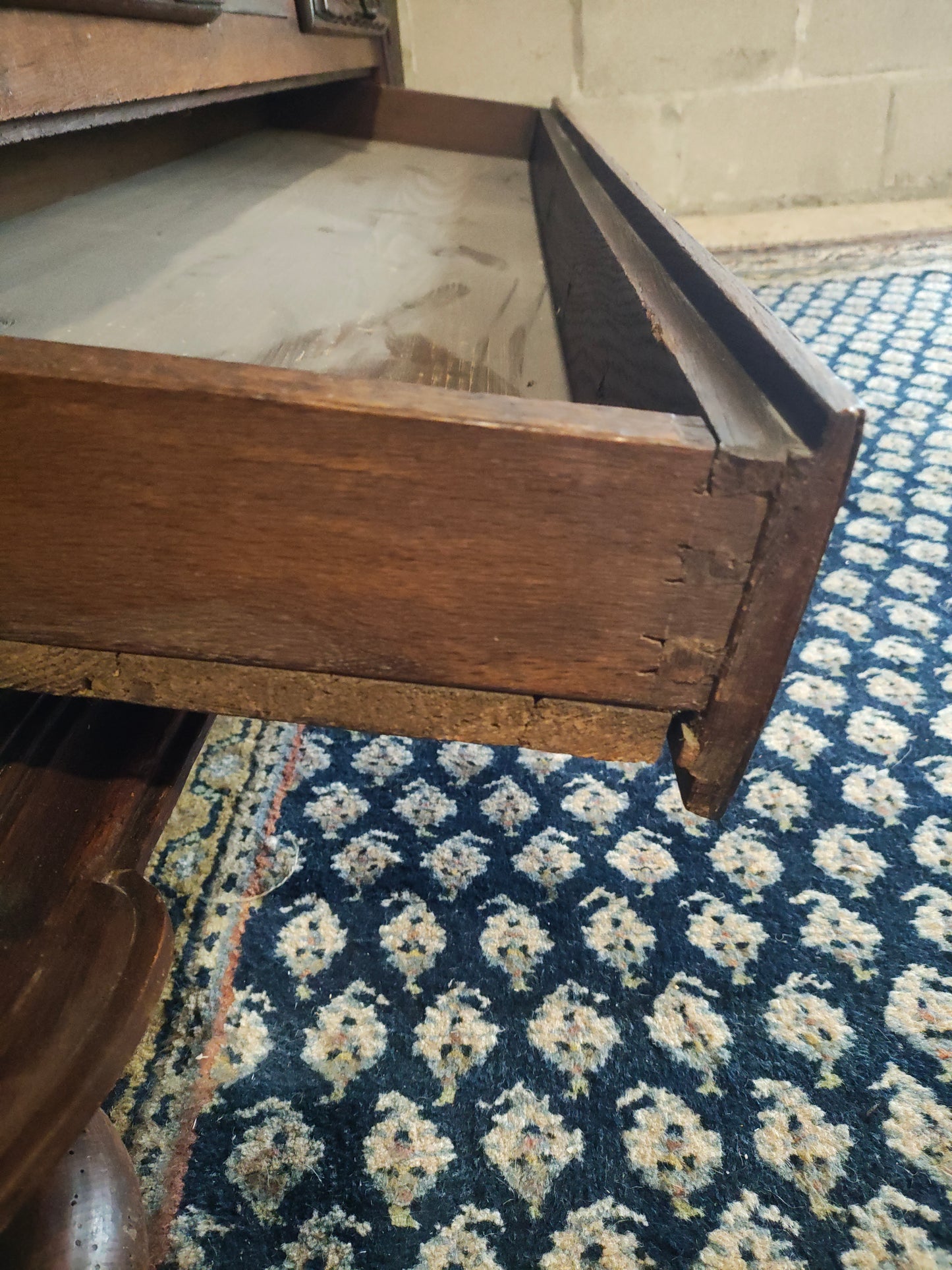 Louis XIV Period Provençal Armoire in Walnut with Burl Marquetry, Circa 1680