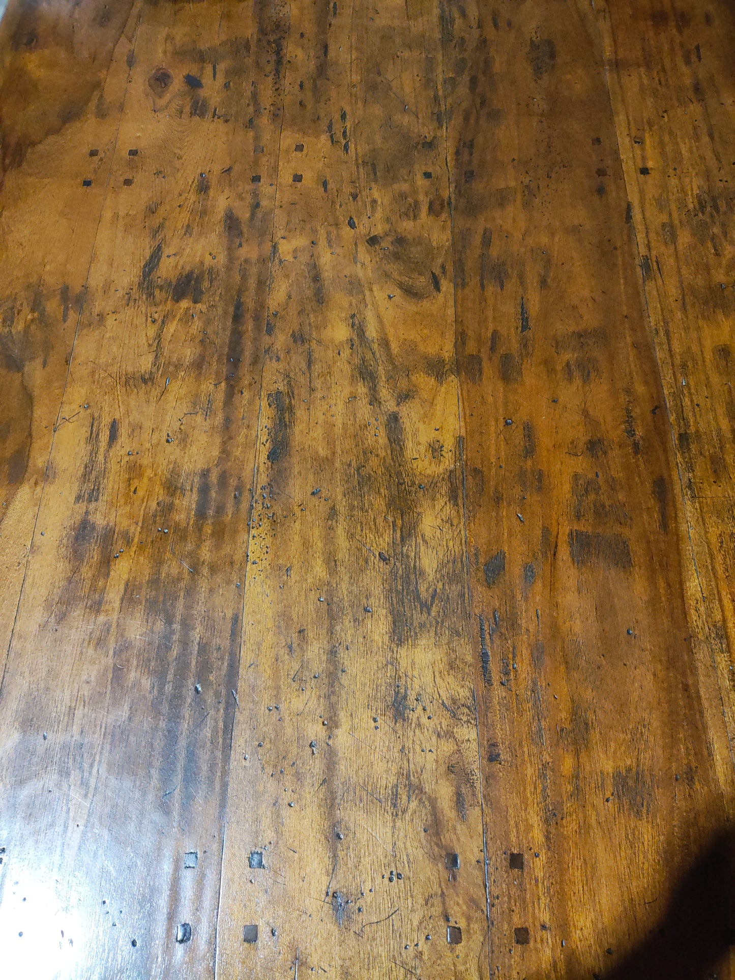 Mid 1900s Baroque Style Oak Table with 6 chairs