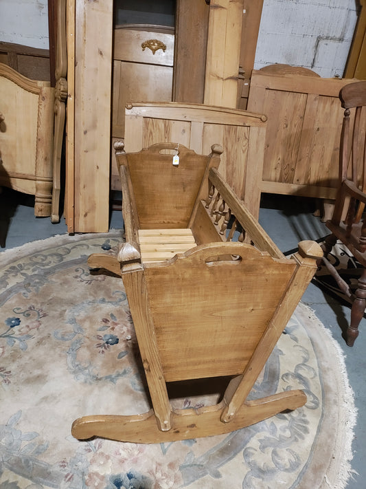 Early 1900s Primitive pine baby cradle