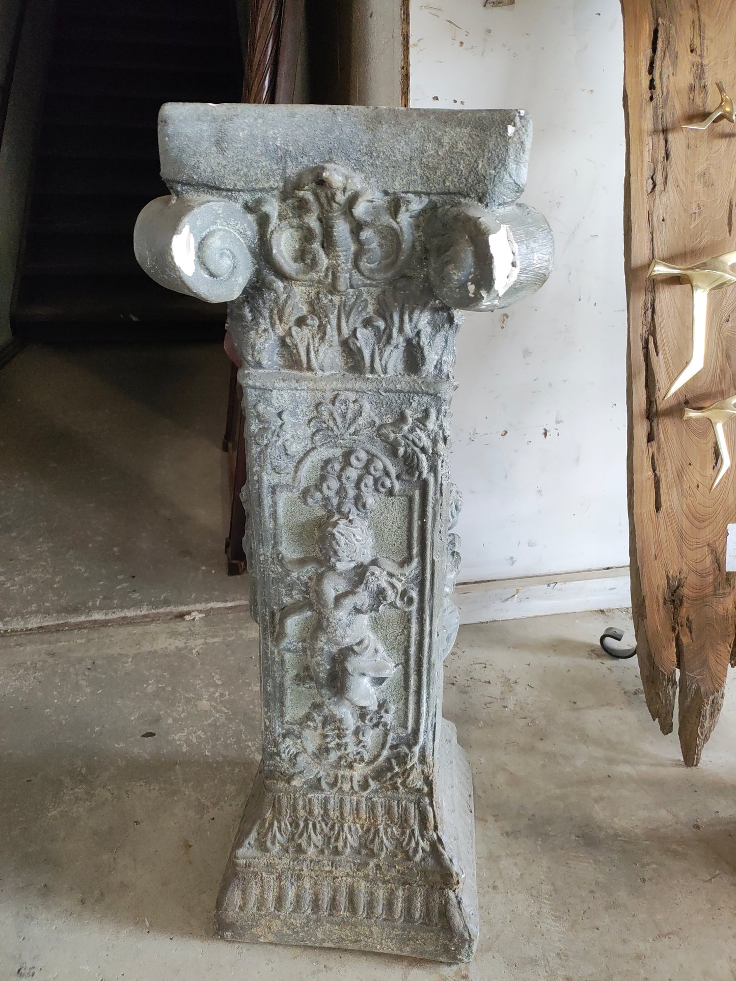 Neoclassical Style Cherub Pedestal with Ionic Capital – Painted Plaster