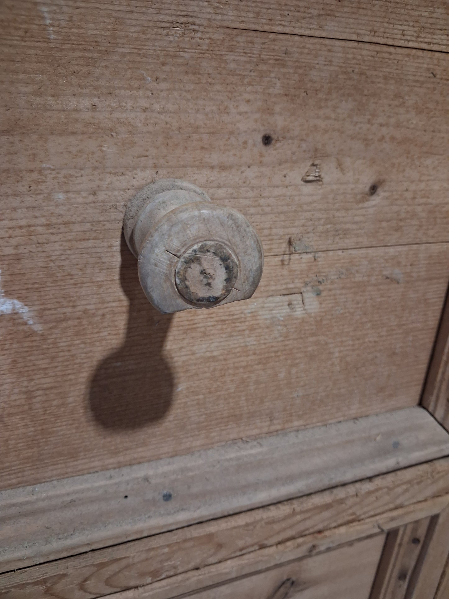 Pine cupboard with drawers