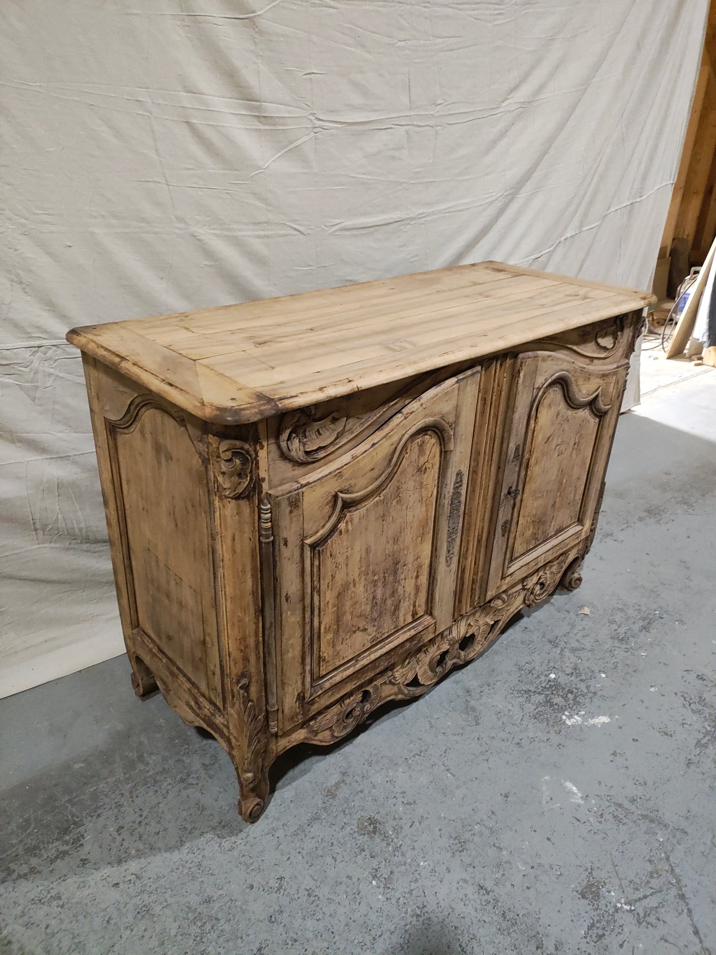 Late 19th Century French Louis XV Provincial Buffet with Pierced Rococo Apron