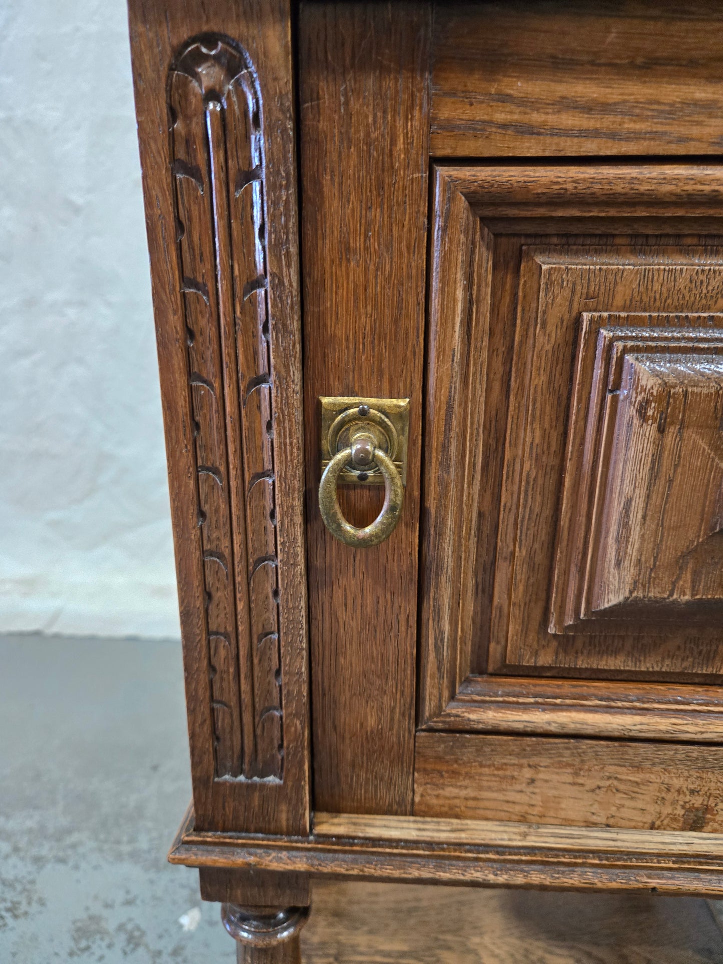 Late 1800s French Revival Oak Nightstand Pair