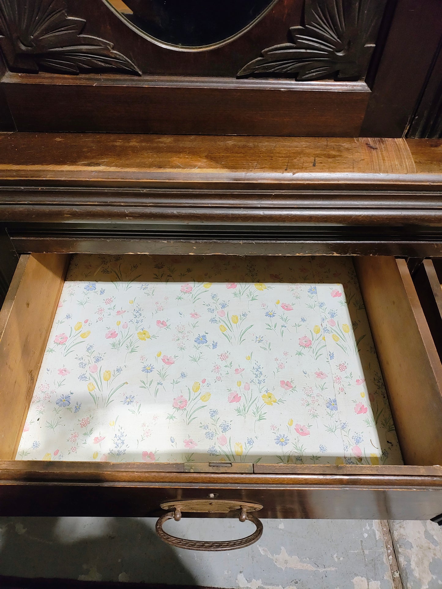 Late 1800s Victorian etched glass hutch