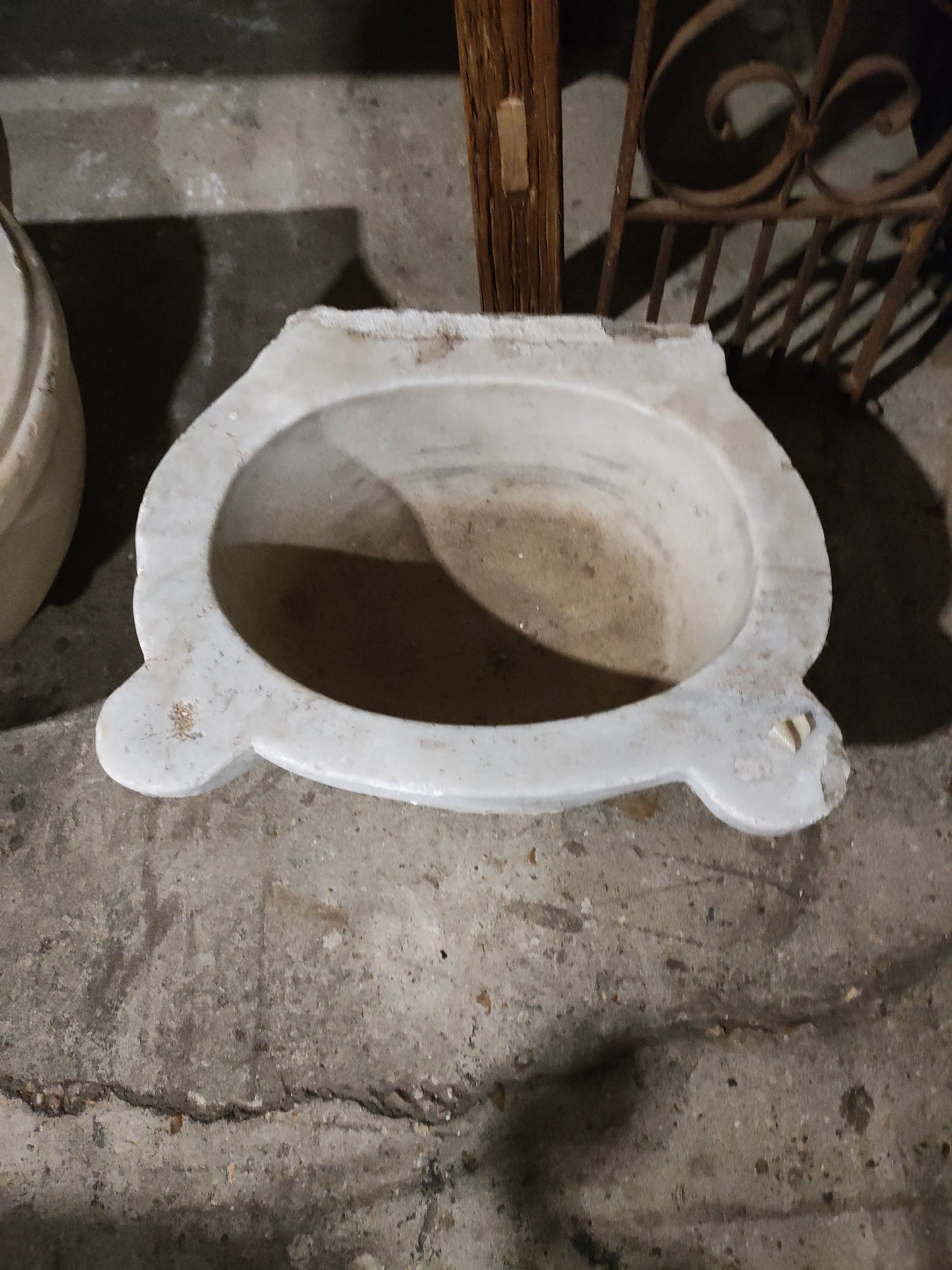 White stone sinks