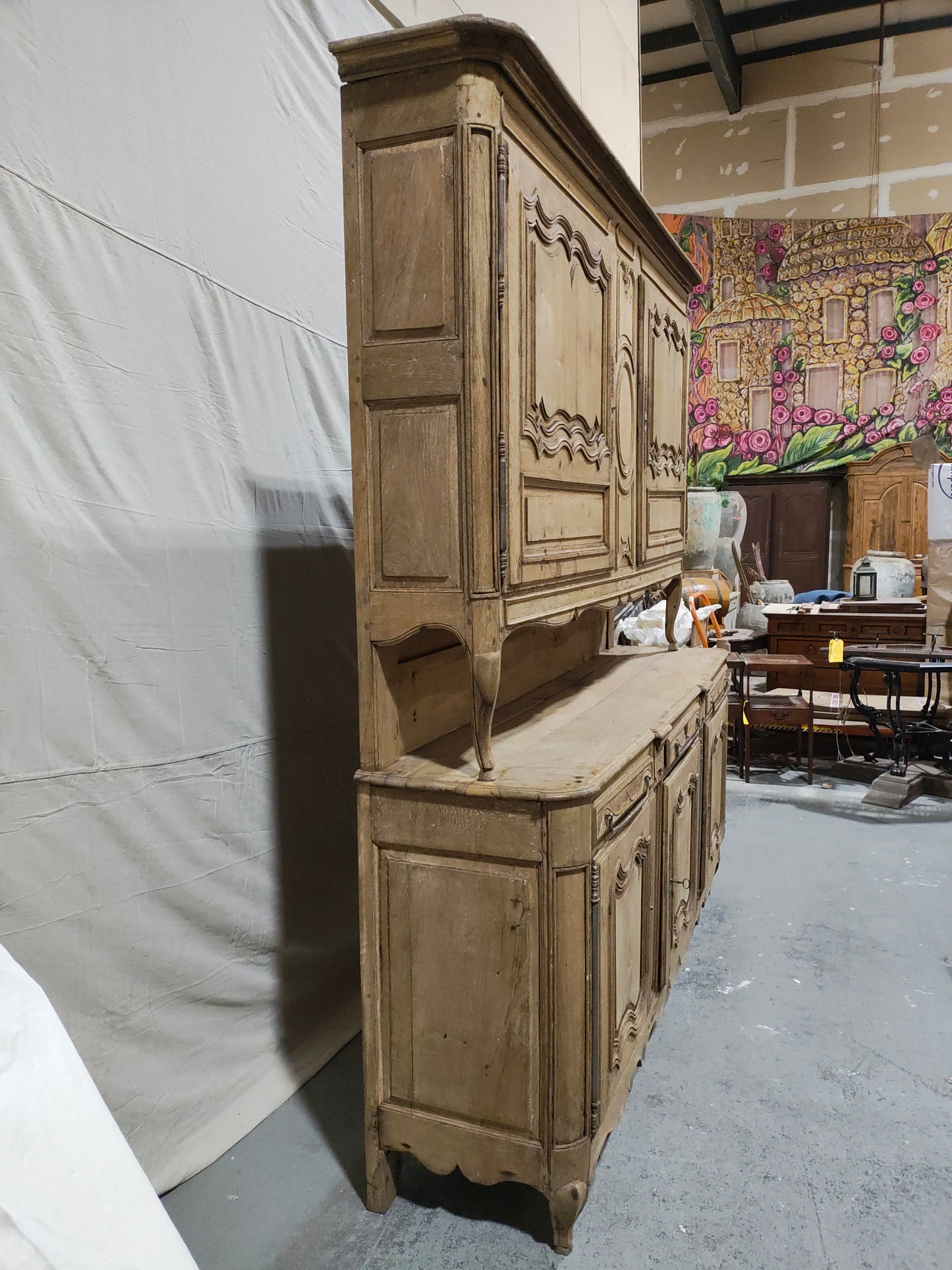 Late 18th Century French Louis XV Provincial Oak Buffet à Deux Corps