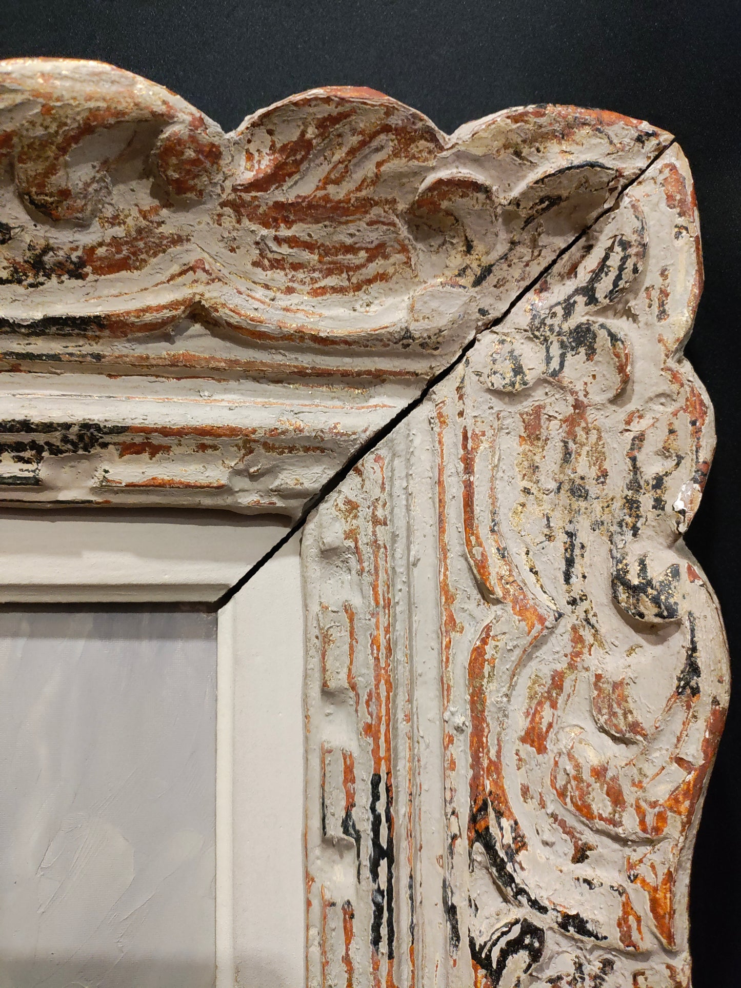Mid-20th Century European Impasto Floral Oil Painting in Carved Rococo Frame