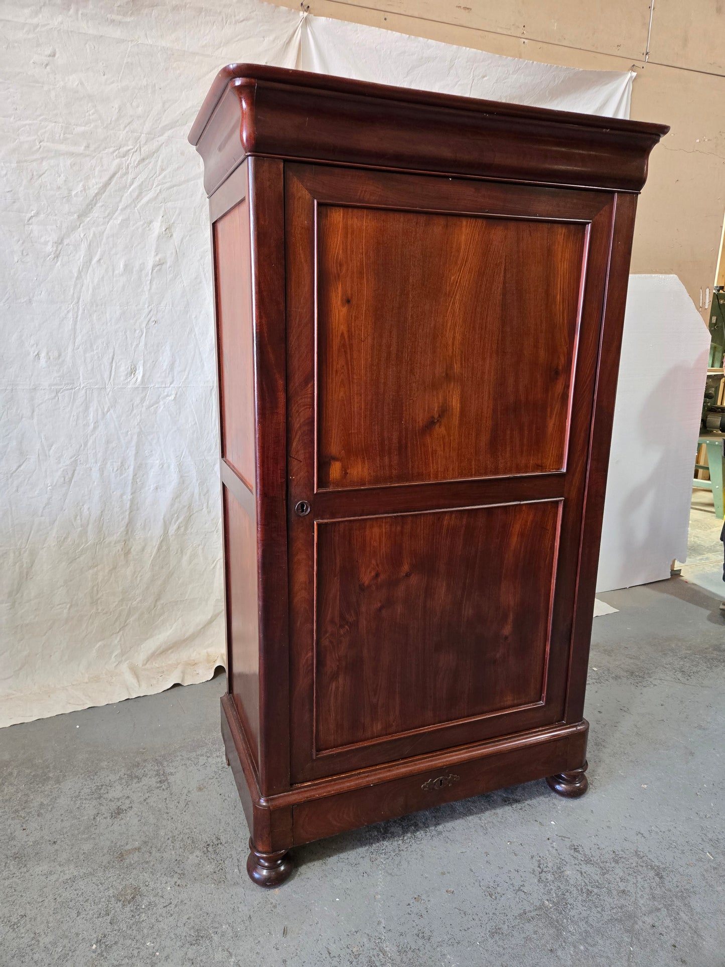 Mid 1800s LPH mahogany armoire