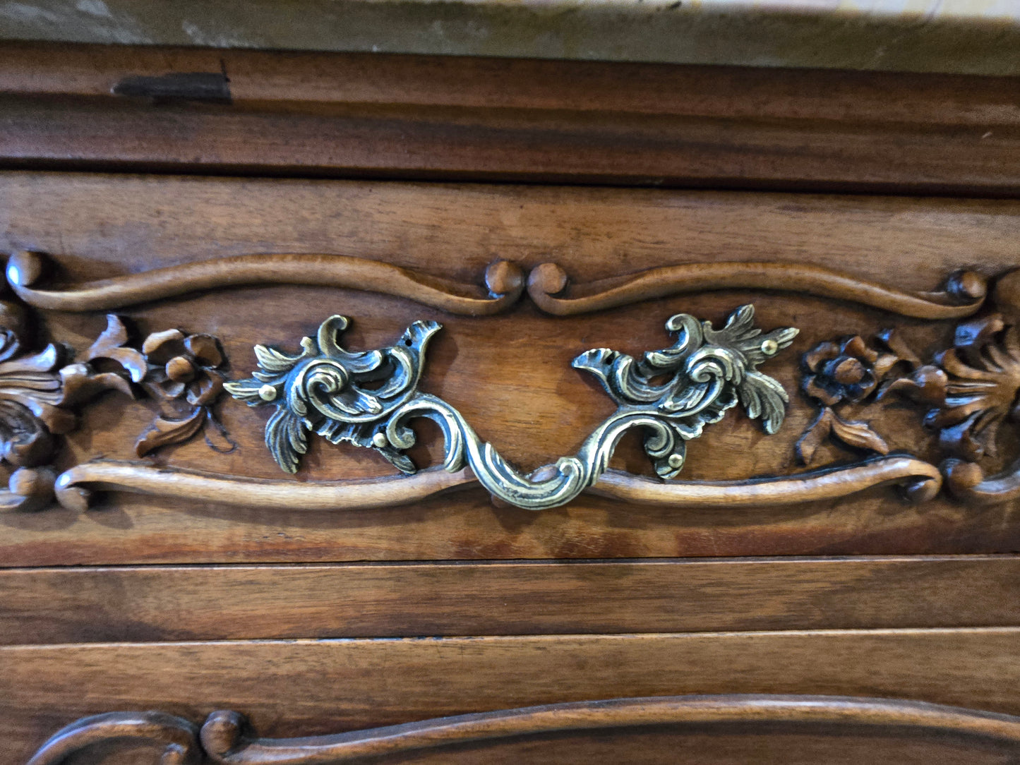 Late 1800s Louis XV oak commode with marble