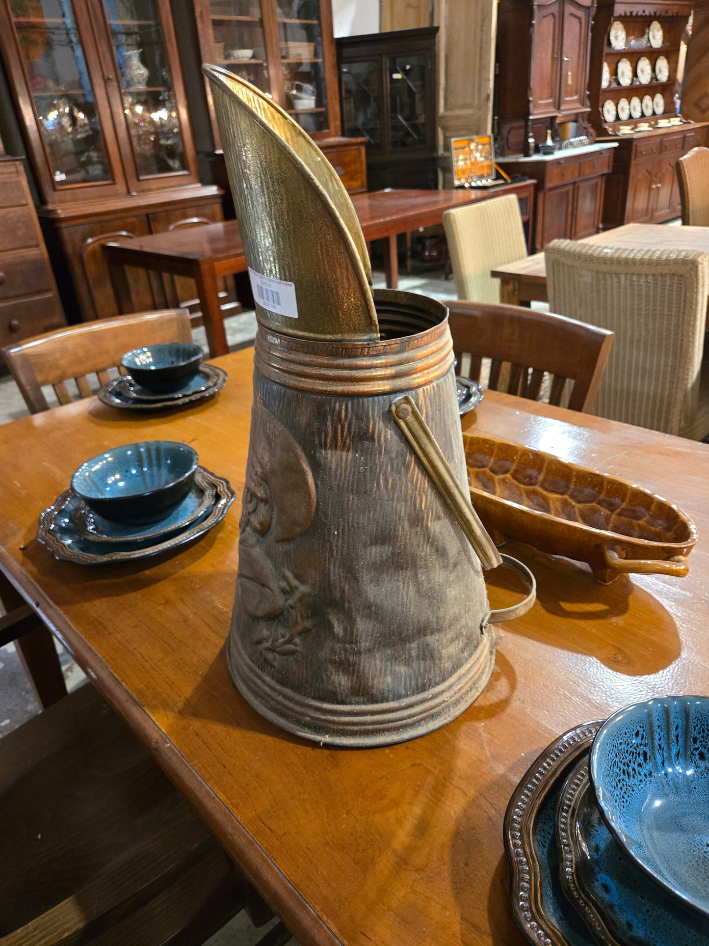 Late 1900s English copper coal holder