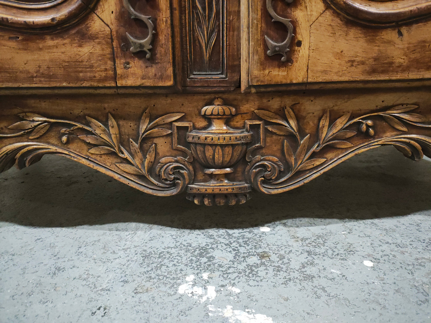 Mid-19th Century French Provincial Buffet à Deux Corps, Circa 1850