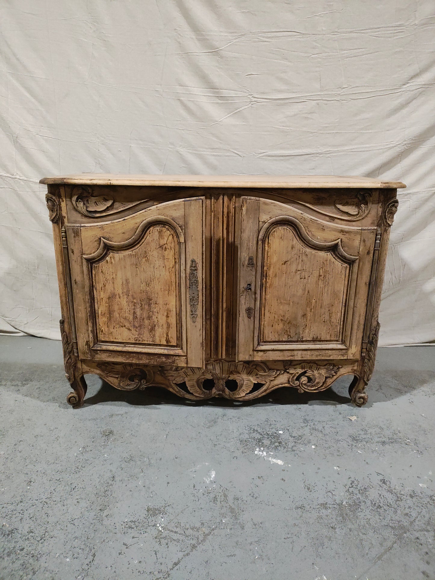 Late 19th Century French Louis XV Provincial Buffet with Pierced Rococo Apron