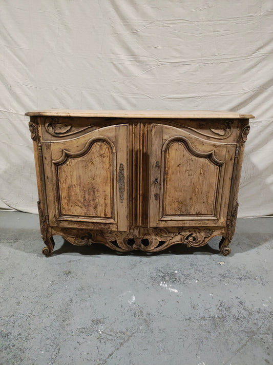 Late 19th Century French Louis XV Provincial Buffet with Pierced Rococo Apron