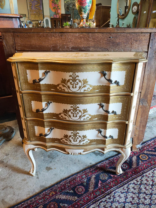 1940s Venetian Hand-Painted Chest of Drawers with Gilt Detailing