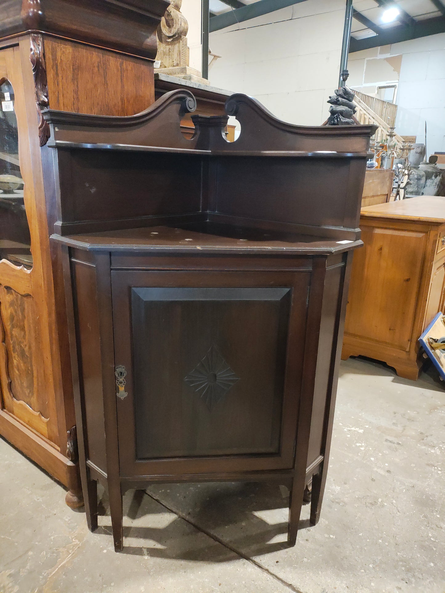 Federal Style Mahogany Corner Cabinet with Swan-Neck Gallery Back
